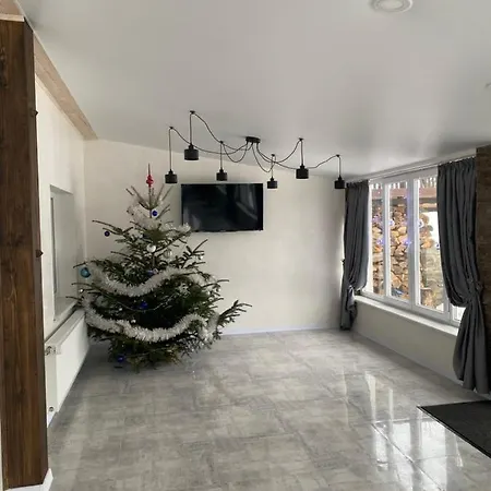 смерекова хата- пилипець