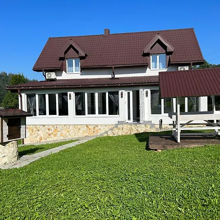 Guest house смерекова хата- пилипець *